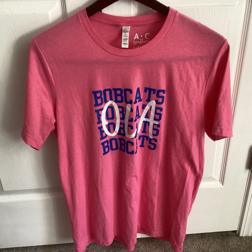 Ladies OLA Bobcats Pink SS T-Shirt Size Large